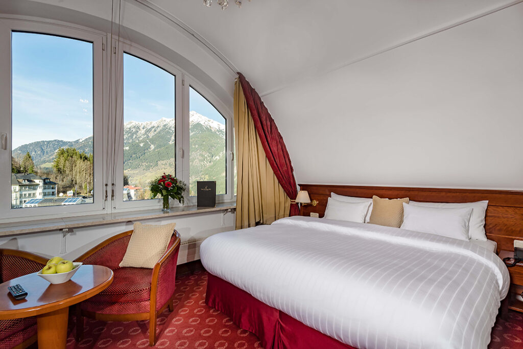 Hotel Salzburger Hof stor säng