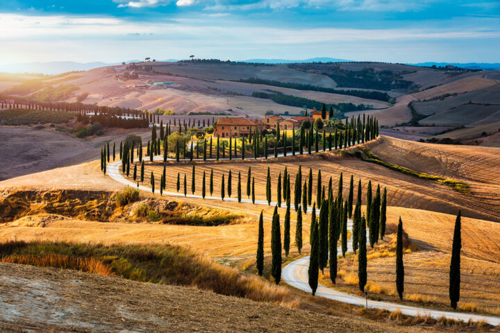 Toscansk landskap, vita vägar