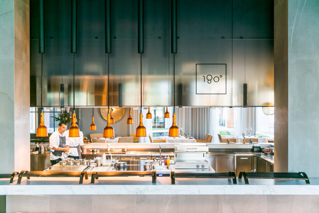 Restaurang 180 Degrees