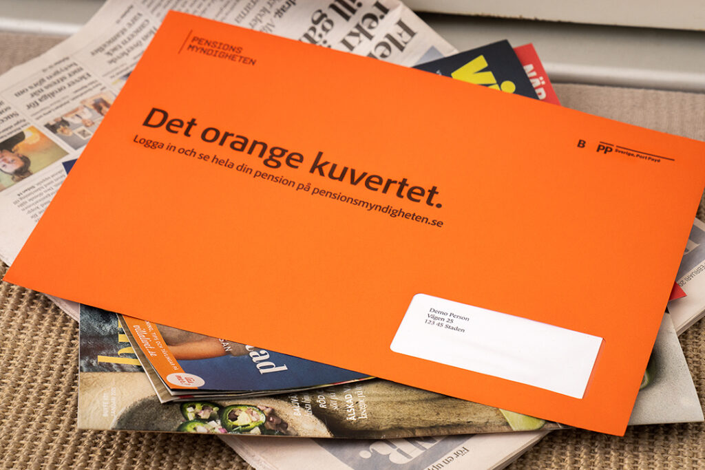 Orange kuvert från Pensionsmyndigheten