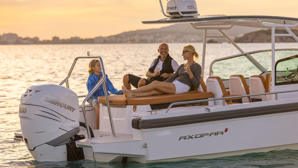 Agapis Axopar 28 T-Top
